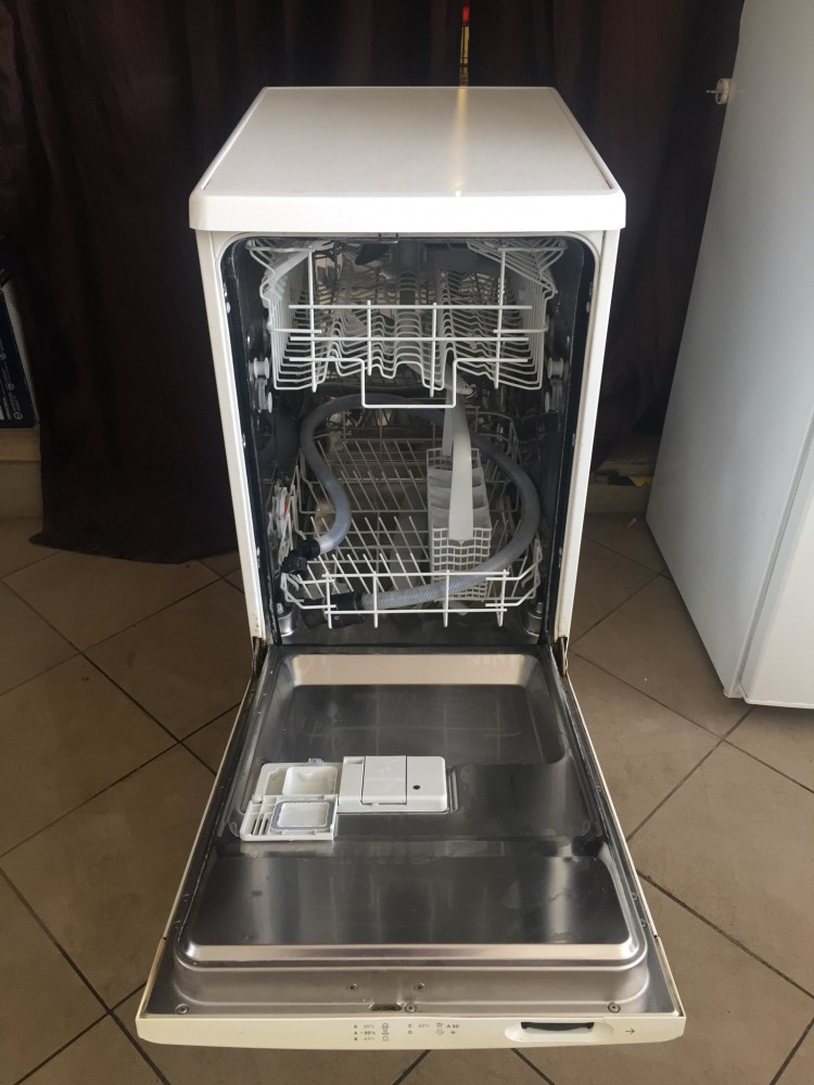 Használt Zanussi DA4552 keskeny mosogatógép [H3214] - árak, vásárlás ...