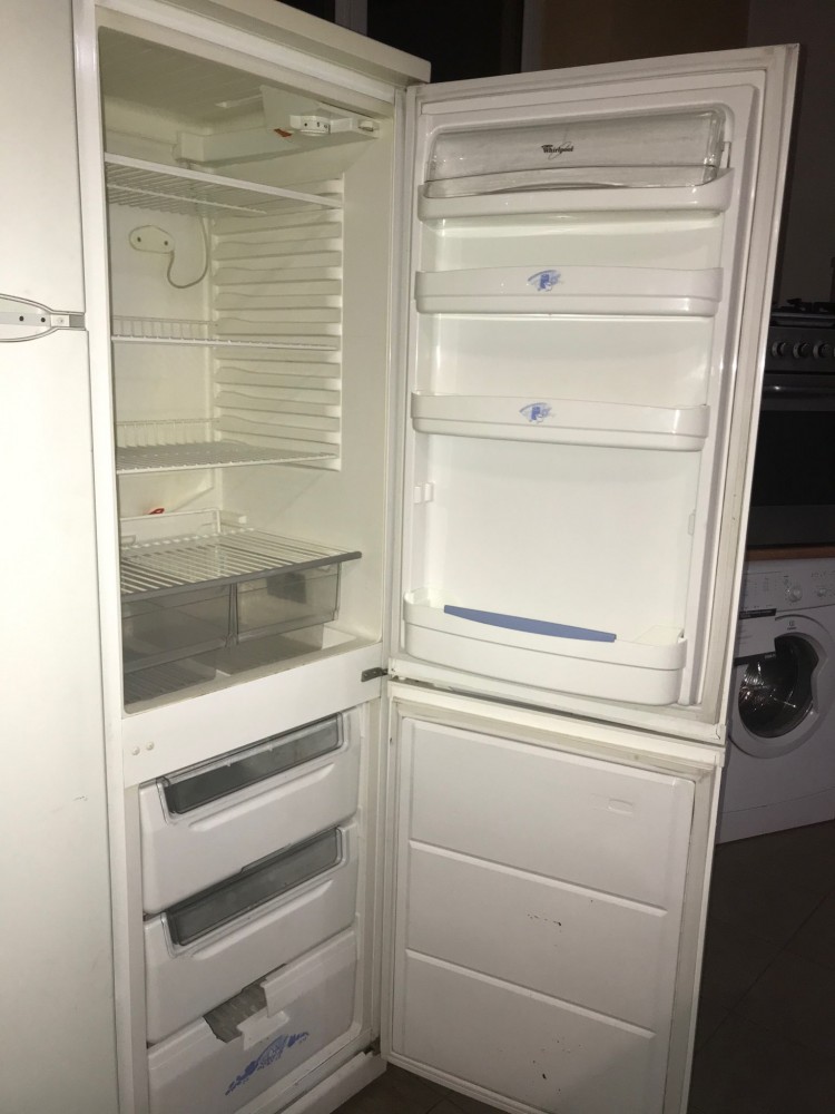 kombinált hűtőszekrény 140 cm size