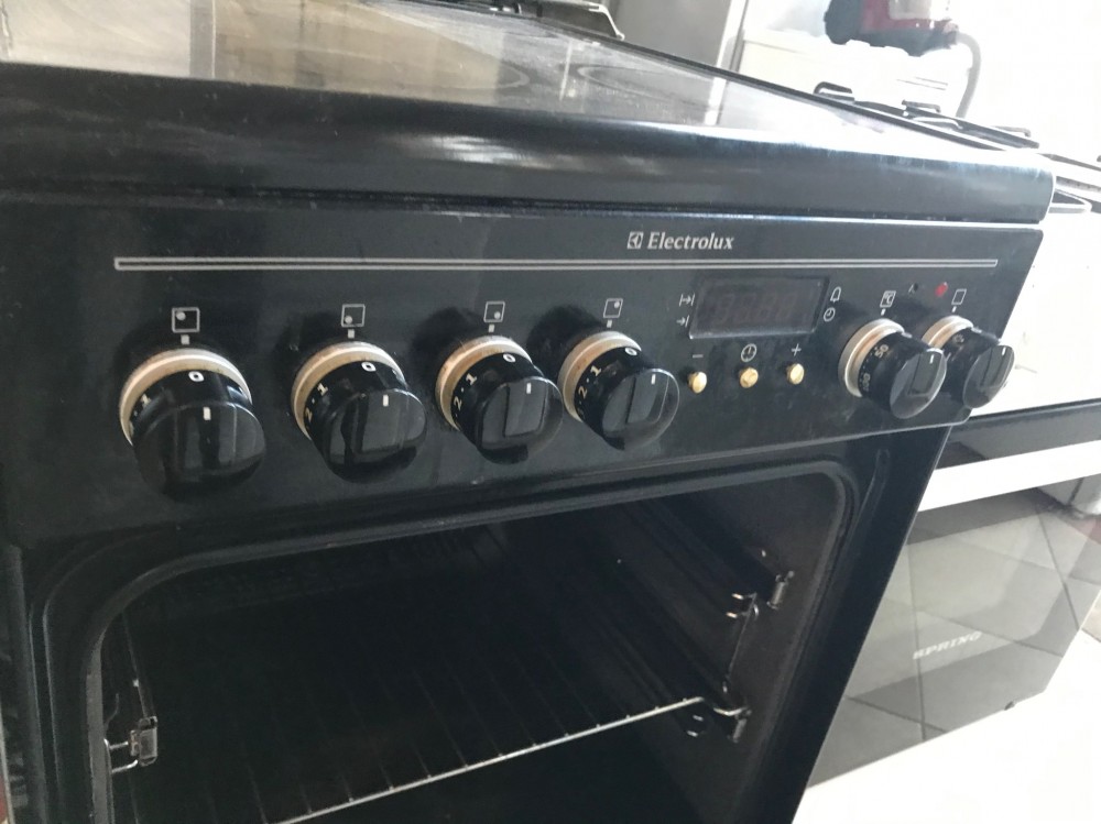 Haszn lt Electrolux EKC513517K Ker mialapos T zhely H3979 rak 