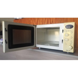 Használt Clatronic MWG729 grilles mikrohullámú sütő [H696] 