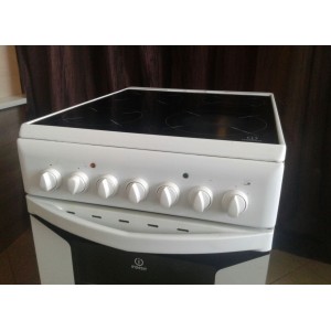 Használt Indesit K3C11(W)/R kerámialapos tűzhely [H1082] 