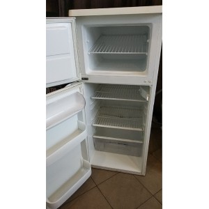 Használt Zanussi ZRT 318W felülfagyasztós hűtőszekrény [H2688] 