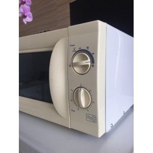 Használt Tesco MM07 mikrohullámú sütő [H3144] 