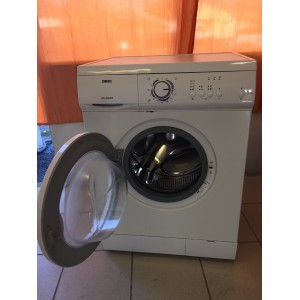 Használt Zanussi ZWF1000M elöltöltős mosógép [H3486] 