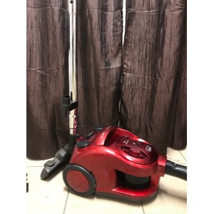 Használt AEG AVS 7440 porzsák nélküli porszívó [H3894] 