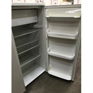 Használt Zanussi ZC244R normál hűtőszekrény [H3923] 