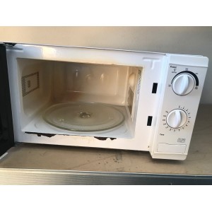 Használt Tesco MM08 mikrohullámú sütő [H4565] 