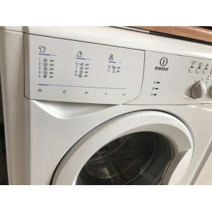 Használt Indesit WIN82 elöltöltős mosógép [H5142] 