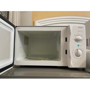 Használt Daewoo KOR-6335 mikrohullámú sütő [H8138] 