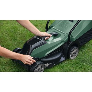 Bosch 06008B9A00 CityMower 18 akkumulátoros fűnyíró 