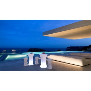 NGA Bahama 110 napelemes RGB LED kör asztal 