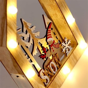 Iris Karácsonyi ház alakú Télapó-rénszarvas mintás/20x30x5,5cm/meleg fehér LED-es fa fénydekoráció 