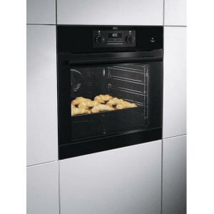 AEG BEB351111B Beépíthető gőz sütő 72l, SteamBake, fekete