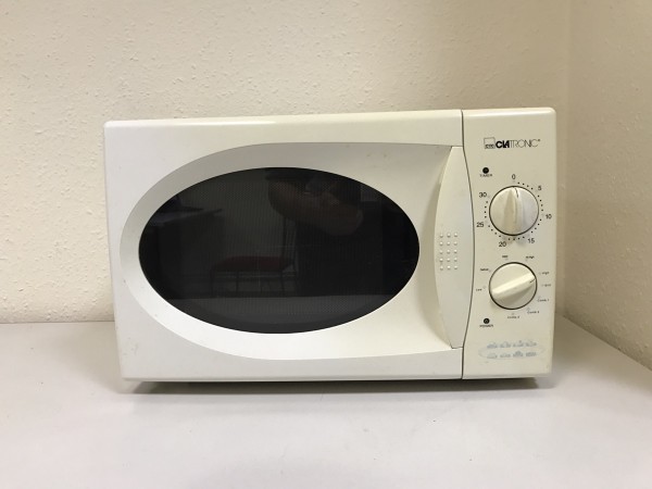 Használt Clatronic MWG 733 mikróhullámú sütő [H130] 