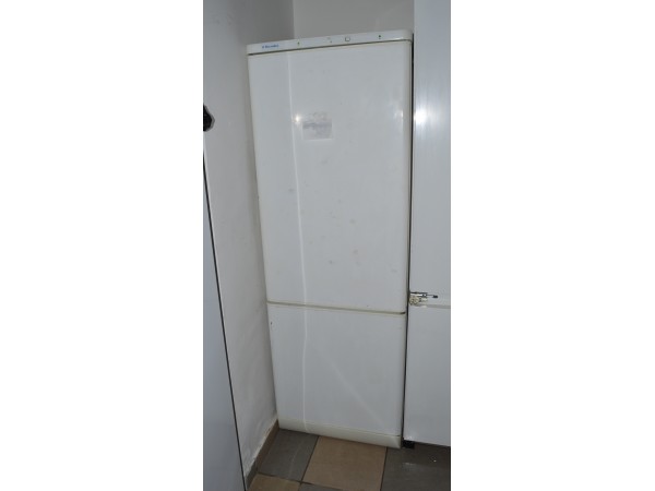 Használt Electrolux ER 2821 B hűtő [H295] 