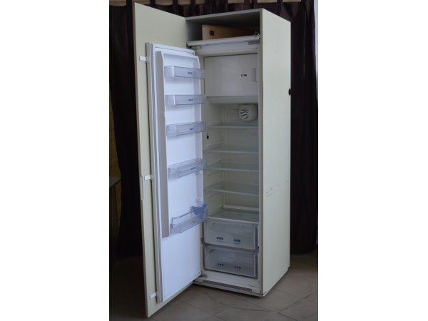 Használt Whirlpool ARG 746/A beépíthető hűtő [H417] 