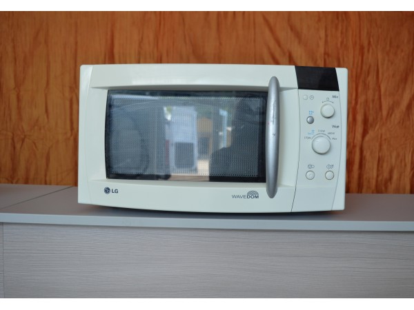 Használt LG MS-2334B/01 mikrohullámú sütő [H444] 