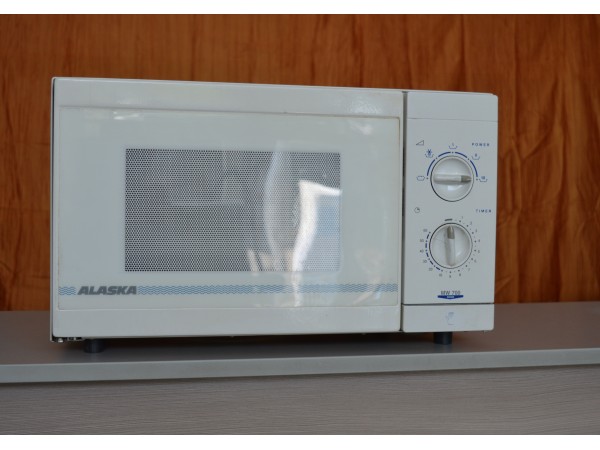 Használt Alaska MW700 mikrohullám sütő [H475] 