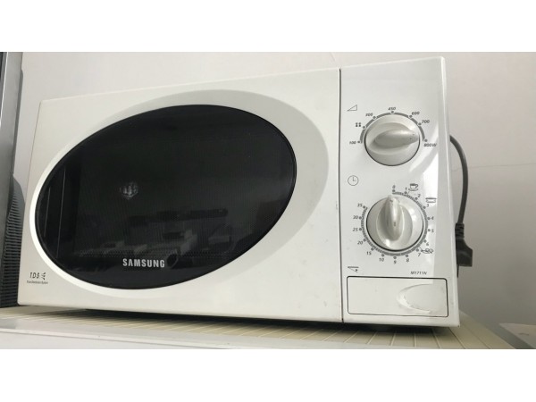 Használt Samsung M1711N mikrohullámú sütő [H758] 
