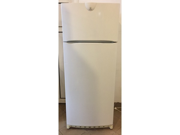 Használt Indesit DF02X kombinált hűtőszekrény [H878] 