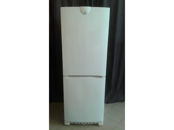 Használt Indesit CMO1X kombinált hűtőszekrény [H1025] 