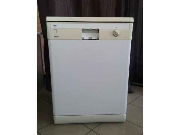 Használt Zanussi DWS-684 szabadonálló mosogatógép [H1036] 