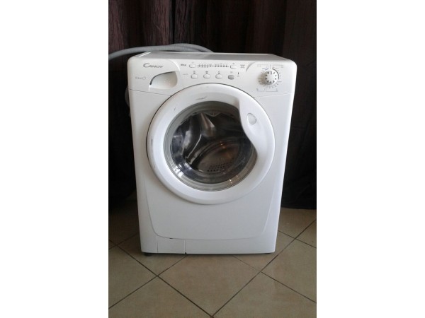 Használt Candy GO4 105 keskeny mosógép [H1089] 