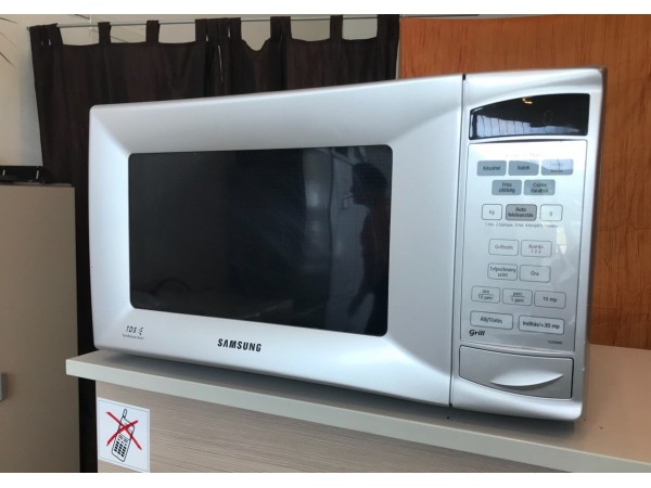Használt Samsung CE2944N mikrohullámú sütő [H1128] 