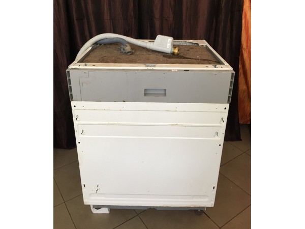 Használt Zanussi ZDT110 beépíthető mosogatógép [H1377] 