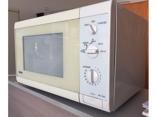 Használt Ignis AKL560 mikrohullámú sütő [H1590] 