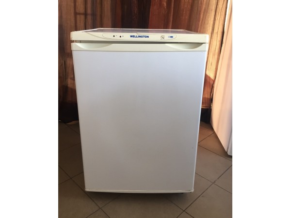 Használt Wellington normál hűtőszekrény [H1619] 