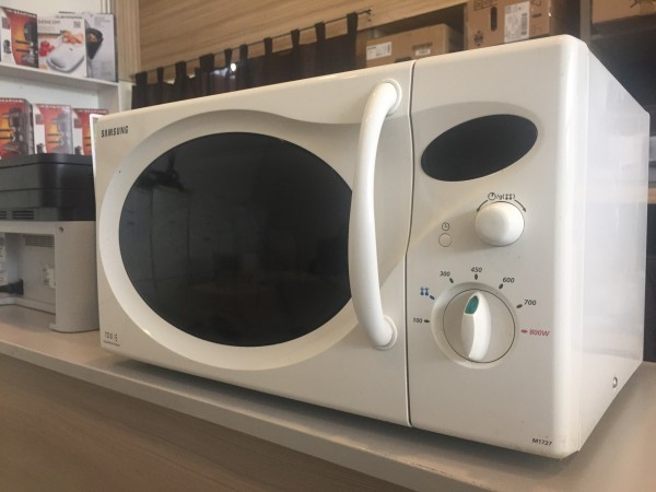 Használt Samsung M1727 mikrohullámú sütő [H2426] 