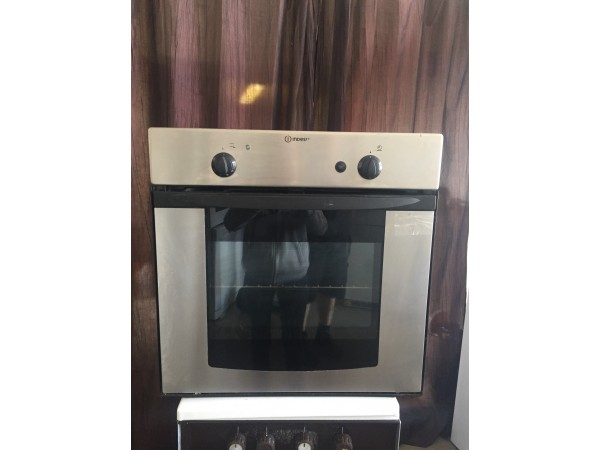 Használt Indesit FGI K IX beépíthető sütő [H2579] 