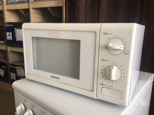 Használt Daewoo KOR 6105 mikróhullámú sütő [H2587] 