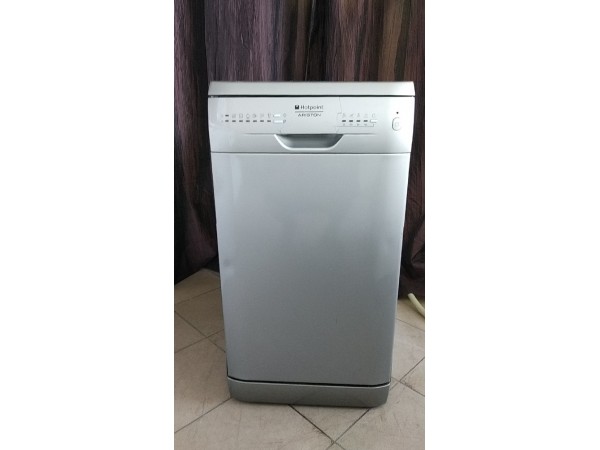 Használt Hotpoint-Ariston LL43S keskeny mosogatógép [H2717] 