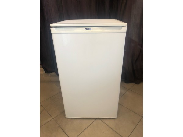 Használt Zanussi ZRG31SW normál hűtőszekrény [H3035] 