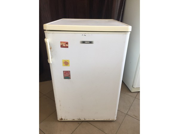 Használt Zanussi ZT154R normál hűtőszekrény [H3171] 