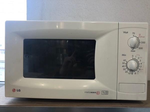 Használt LG MS-197H mikrohullámú sütő [H4145] 