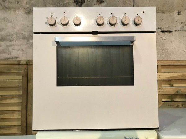 Használt Ikea-Whirlpool OVU B01/W összeépíthető sütő [H4177] 