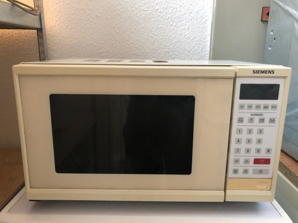 Használt Siemens HF26520 mikrohullámú sütő [H5021] 