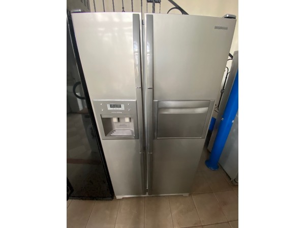 Használt Samsung SR-20 FTCS side-by-side hűtőszekrény [H5826] 