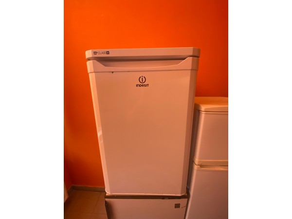 Használt Indesit TFAA 10 normál hűtőszekrény [H6027] 