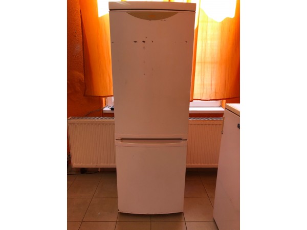 Használt Zanussi ZRB34NA kombinált hűtőszekrény [H6280] 