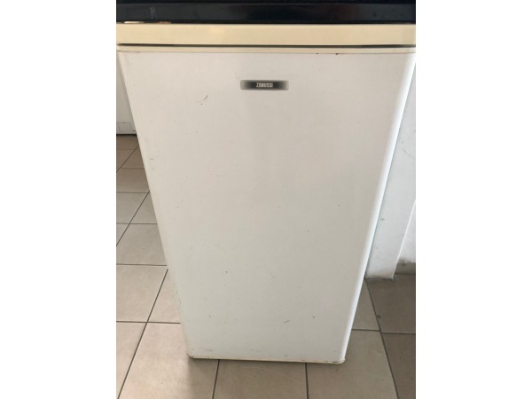 Használt Zanussi ZC202R normál hűtőszekrény [H6477] 