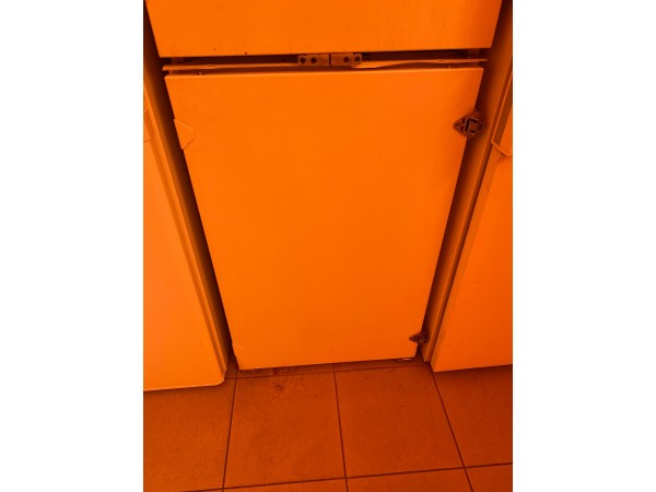 Használt Neff DIN 8950 beépíthető normál hűtő [H6634] 