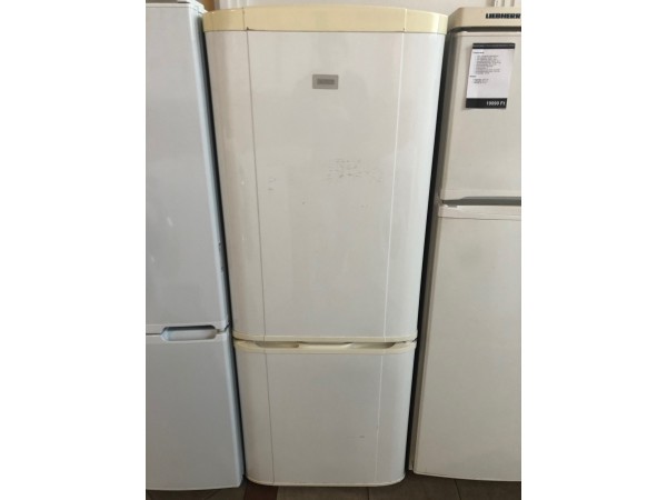 Használt Zanussi ZRB320WO kombinált hűtőszekrény [H6696] 
