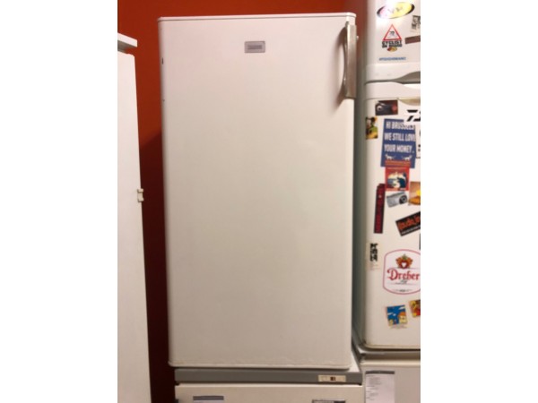 Használt ZRA620CW normál hűtőszekrény [H7222] 