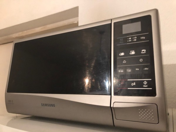 Használt Samsung ME732K mikrohullámú sütő [H7236] 