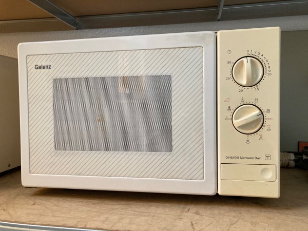 Használt Galanz WD700J17 mikrohullámú sütő [H7514] 