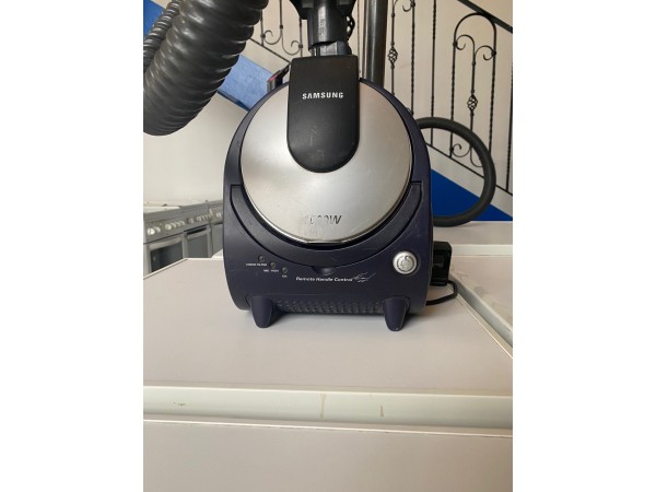 Használt Samsung SC 7060 porzsák nélküli porszívó [H8248] 